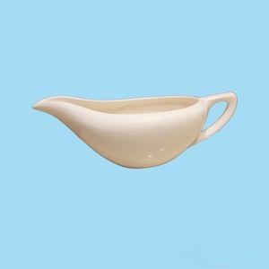VINTAGE KNOWLES CREAMER USA 53-1 IVORY PORCELAIN GRAVY BOAT